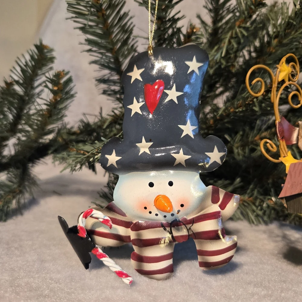 VTG Painted Metal Tin Snowman Ornaments Lot 3, Rustic Cardinal Birdhouse Wreath